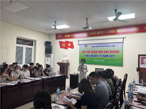 Tập huấn nha học đường cho nhân viên y tế học đường